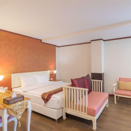 בנגקוק J&Y Hotel Latphrao 35 מראה חיצוני תמונה