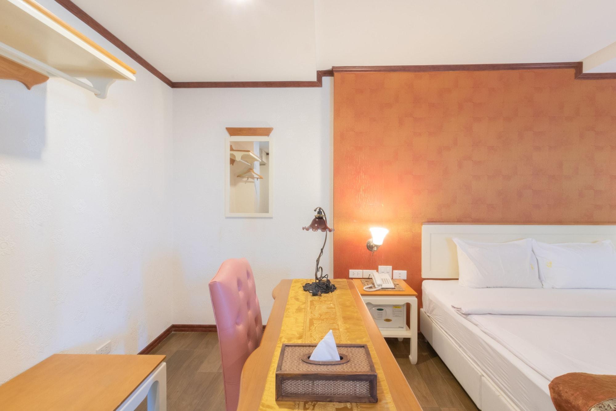 בנגקוק J&Y Hotel Latphrao 35 מראה חיצוני תמונה