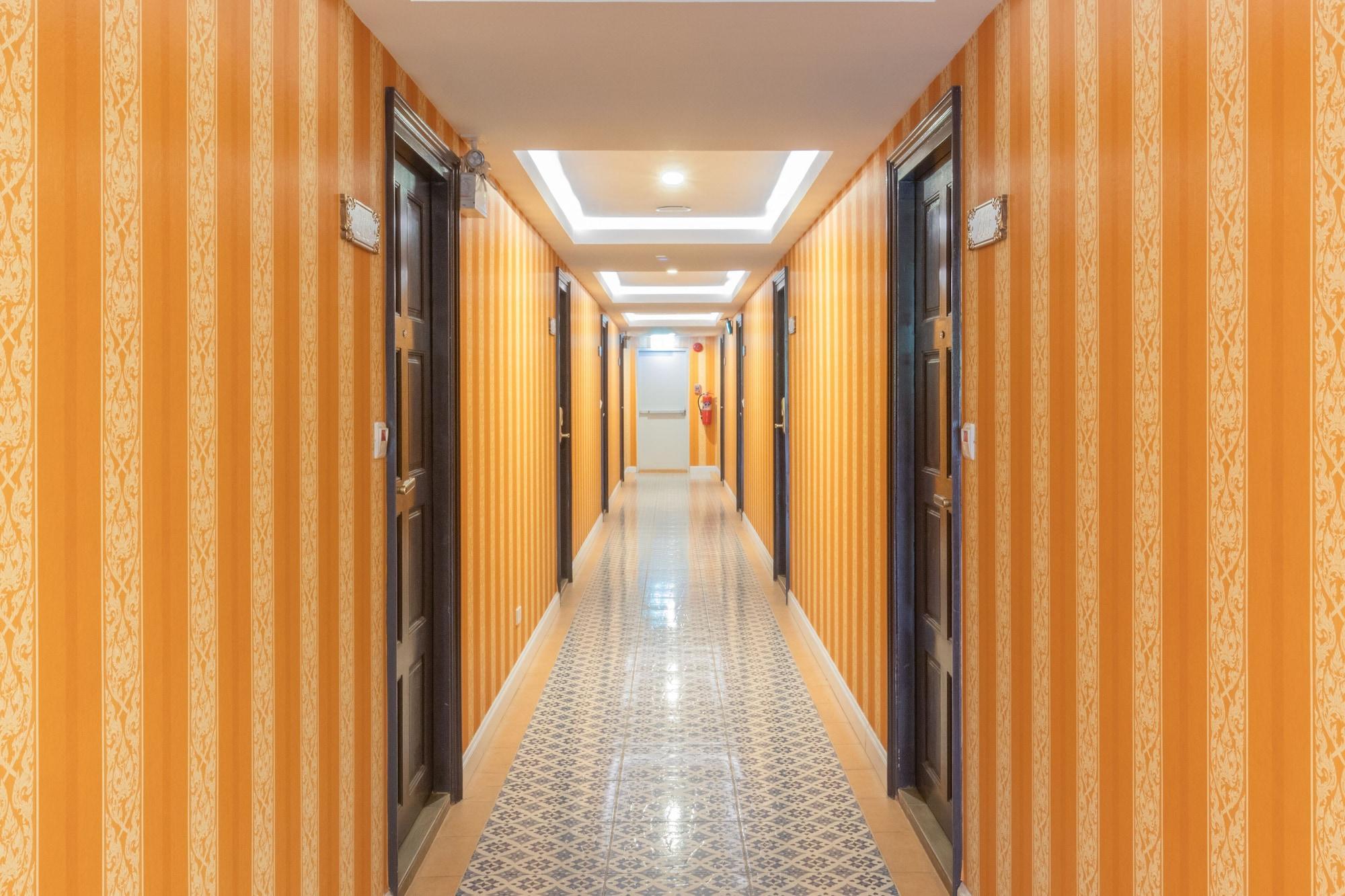 בנגקוק J&Y Hotel Latphrao 35 מראה חיצוני תמונה