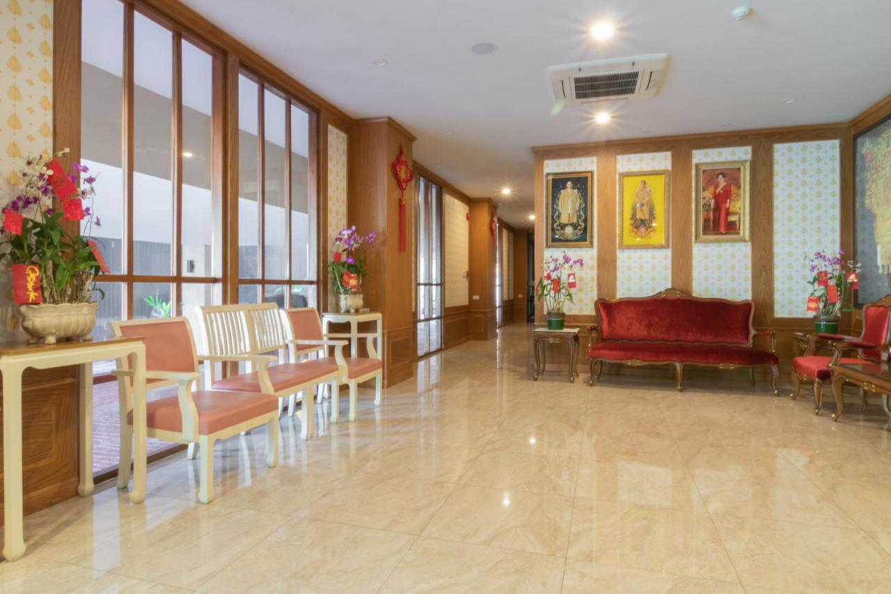 בנגקוק J&Y Hotel Latphrao 35 מראה חיצוני תמונה